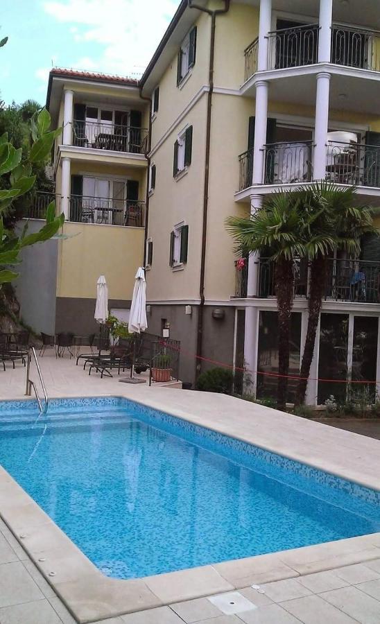 Villa Mediteran Opatija **** Eksteriør bilde